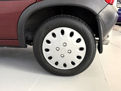 Lot 89 - 1994 Vauxhall Corsa 1.4 Si