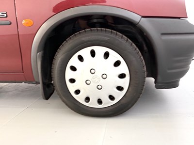Lot 89 - 1994 Vauxhall Corsa 1.4 Si