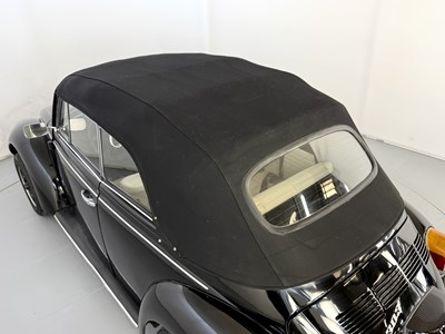 Lot 40 - 1979 Volkswagen Beetle Karmann Convertible