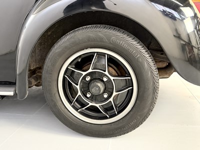 Lot 40 - 1979 Volkswagen Beetle Karmann Convertible