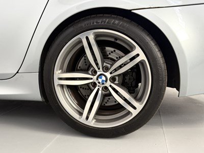Lot 80 - 2005 BMW M5