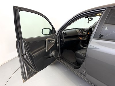 Lot 158 - 2010 Toyota Rav-4