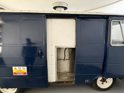 Lot 74 - 1986 Peugeot J9 Catering Van