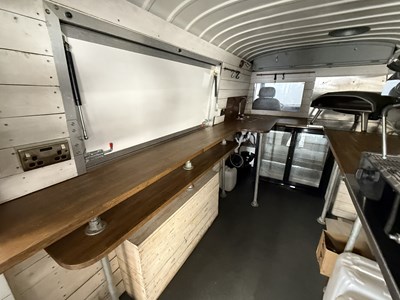 Lot 74 - 1986 Peugeot J9 Catering Van