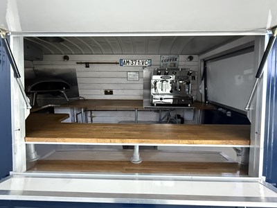 Lot 74 - 1986 Peugeot J9 Catering Van