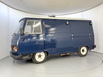 Lot 74 - 1986 Peugeot J9 Catering Van