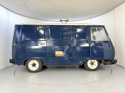 Lot 74 - 1986 Peugeot J9 Catering Van