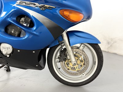 Lot 2000 Suzuki GSX600F