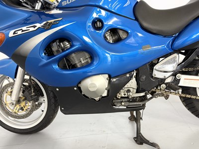 Lot 2000 Suzuki GSX600F