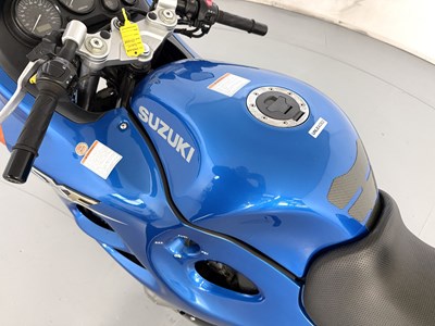 Lot 2000 Suzuki GSX600F