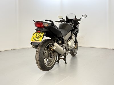 Lot 2006 Honda CBF1000