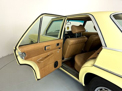 Lot 61 - 1975 Mercedes-Benz 230.4 - NO RESERVE