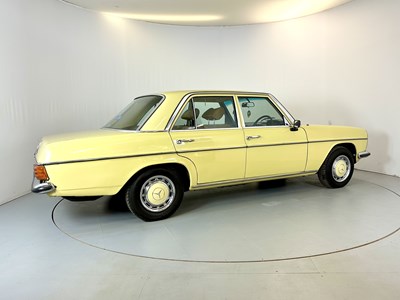 Lot 61 - 1975 Mercedes-Benz 230.4 - NO RESERVE