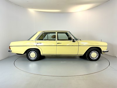 Lot 61 - 1975 Mercedes-Benz 230.4 - NO RESERVE