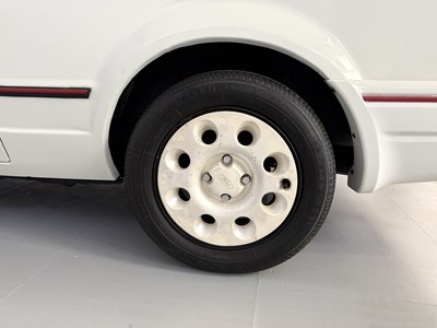 Lot 48 - 1987 Ford Escort XR3i