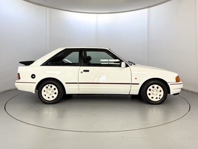 Lot 48 - 1987 Ford Escort XR3i
