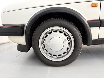 Lot 3 - 1988 Volkswagen Golf GTI 16v
