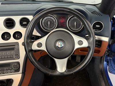 Lot 15 - 2007 Alfa Romeo Spider 3.2 Q4