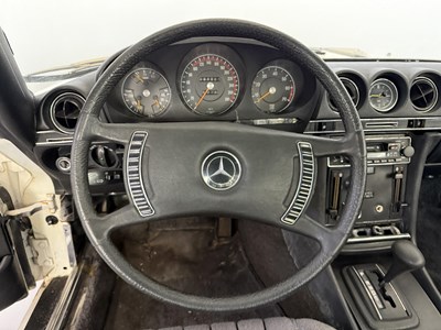 Lot 99 - 1972 Mercedes-Benz 450 SLC