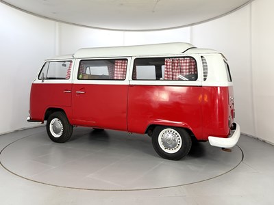 Lot 9 - 1971 Volkswagen T2