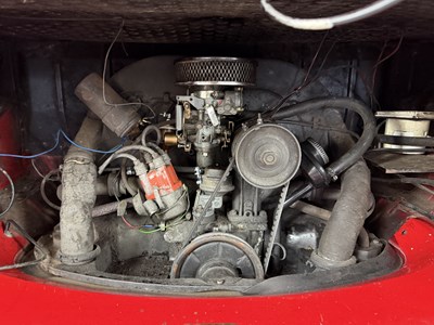 Lot 9 - 1971 Volkswagen T2