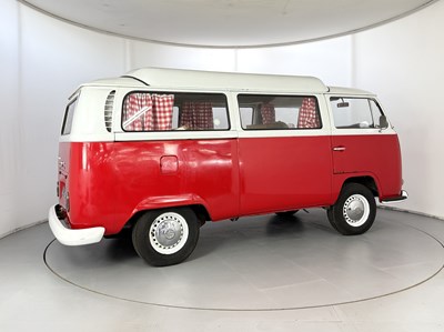 Lot 9 - 1971 Volkswagen T2