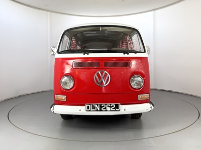 Lot 9 - 1971 Volkswagen T2