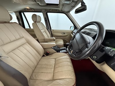 Lot 68 - 2001 Range Rover 4.0 Bordeaux