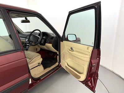 Lot 68 - 2001 Range Rover 4.0 Bordeaux