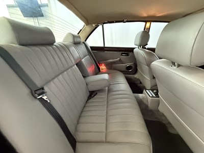 Lot 83 - 1986 Jaguar XJ12