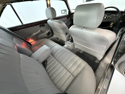 Lot 83 - 1986 Jaguar XJ12