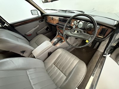 Lot 83 - 1986 Jaguar XJ12