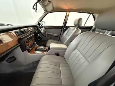 Lot 83 - 1986 Jaguar XJ12