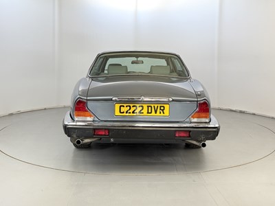 Lot 83 - 1986 Jaguar XJ12