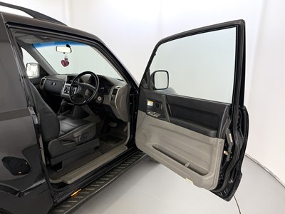 Lot 118 - 2006 Mitsubishi Shogun Warrior