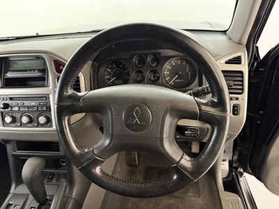 Lot 118 - 2006 Mitsubishi Shogun Warrior
