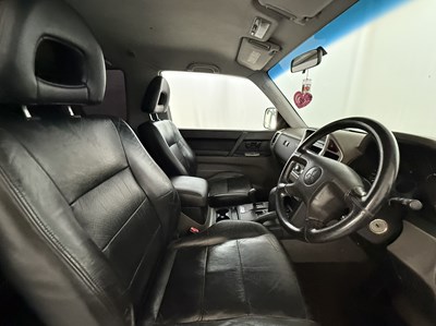 Lot 118 - 2006 Mitsubishi Shogun Warrior