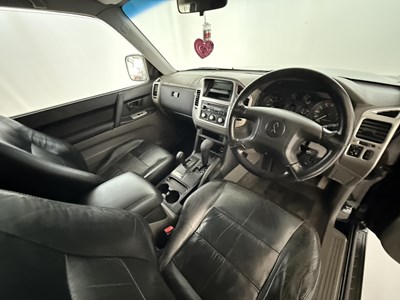 Lot 118 - 2006 Mitsubishi Shogun Warrior