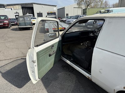 Lot 101 - 1979 Bedford Chevanne