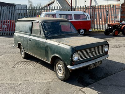 Lot 117 - Bedford HA110