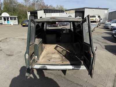Lot 117 - Bedford HA110