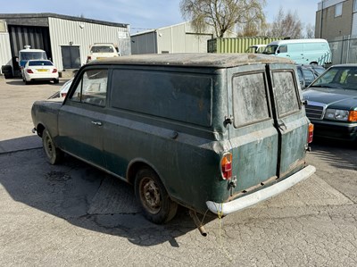 Lot 117 - Bedford HA110