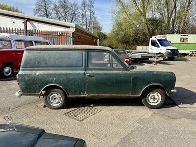 Lot 117 - Bedford HA110