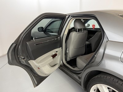 Lot 116 - 2008 Chrysler 300C