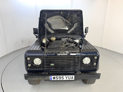 Lot 102 - 2000 Land Rover Defender 90 County