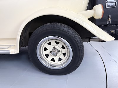 Lot 84 - 1971 Beauford Series 3