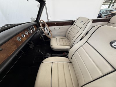 Lot 84 - 1971 Beauford Series 3