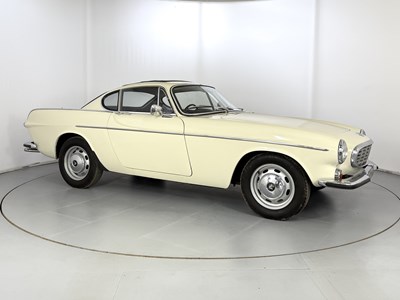Lot 43 - 1967 Volvo P1800S