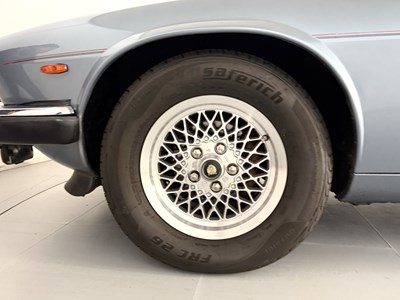 Lot 42 - 1988 Jaguar XJS V12 Cabriolet