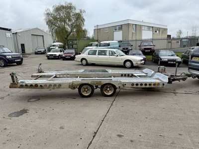 Lot 105 - Ifor Williams Twin Axle Trailer